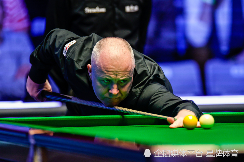 凭借雄厚资 凭借雄厚资