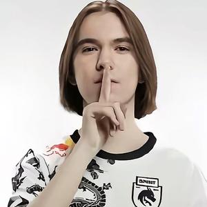 与双后腰之